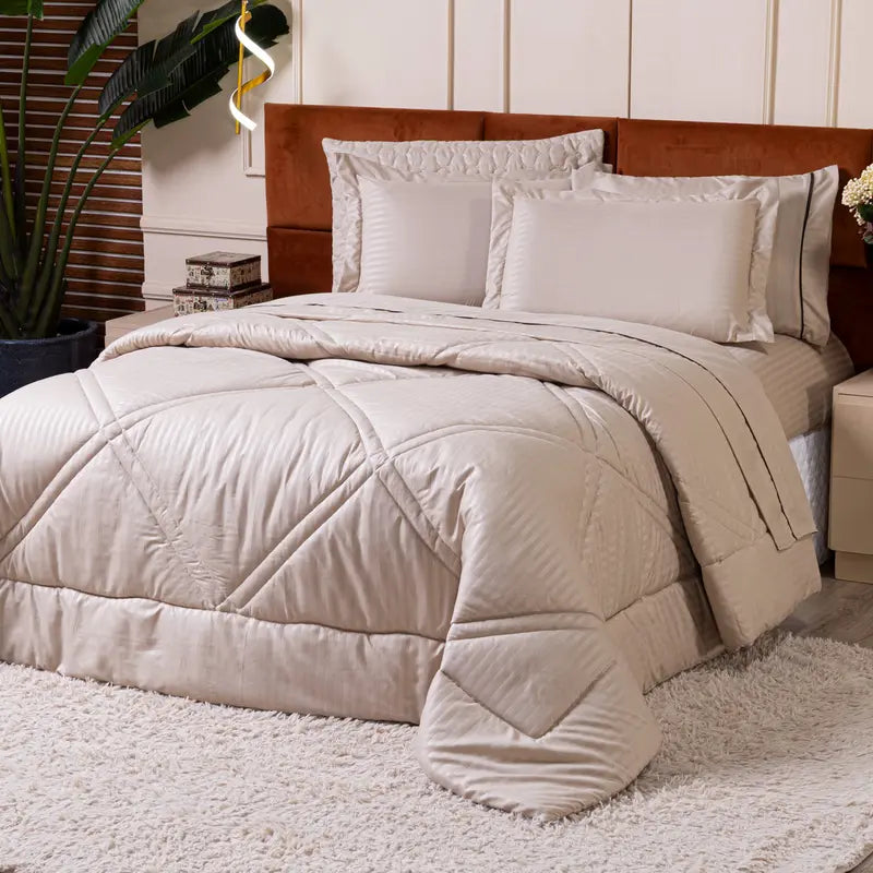 Kit Edredom Mônaco – Percal Soft 300 Fios Fitado, Toque Acetinado e Conforto Absoluto